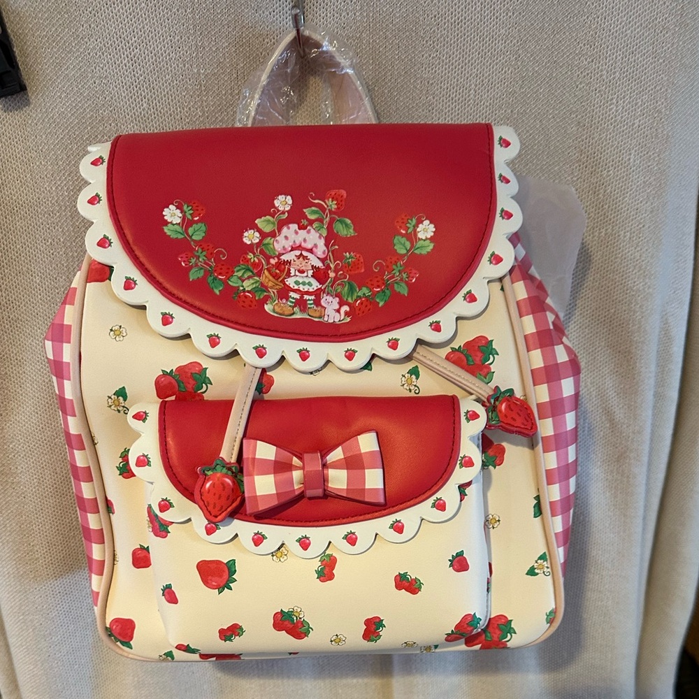Strawberry Shortcake Drawstring Backpack 
NWT
